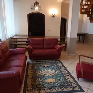 https://casa-ridente-immersa-nel-verde-e-nella-quiete.sicilyhotelsitaly.net