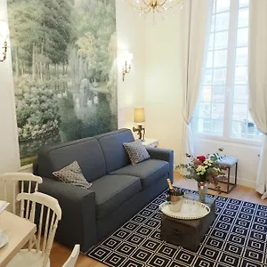 https://louvre-opera-design-chicsuites.fr-paris.fr
