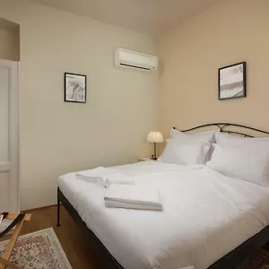 https://angelo-doro-apartments-trevisol.in-istria.net